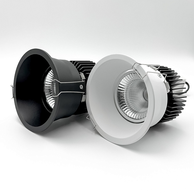 Skarlat RSL74W005-5 30W BK 4000K
